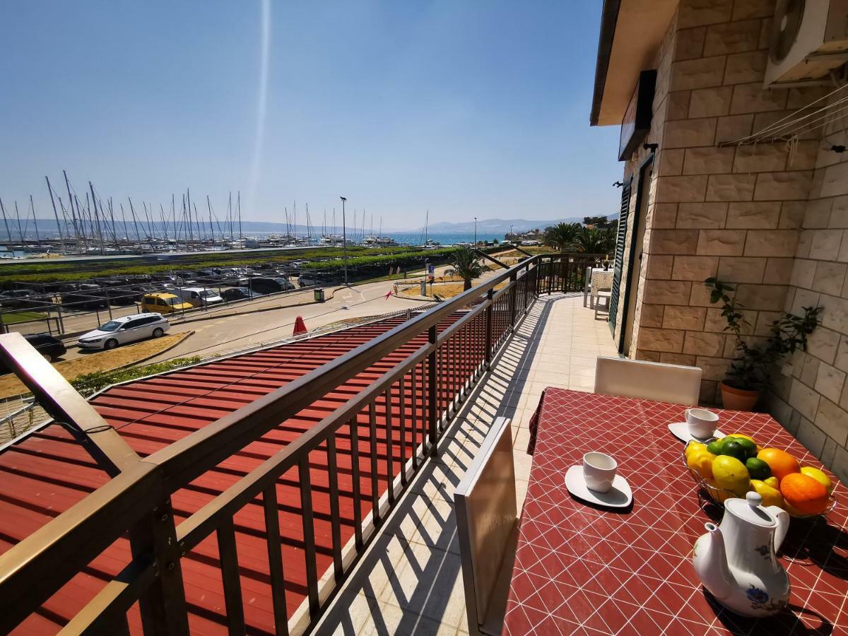 Apartment Cirko Kaštela Екстериор снимка