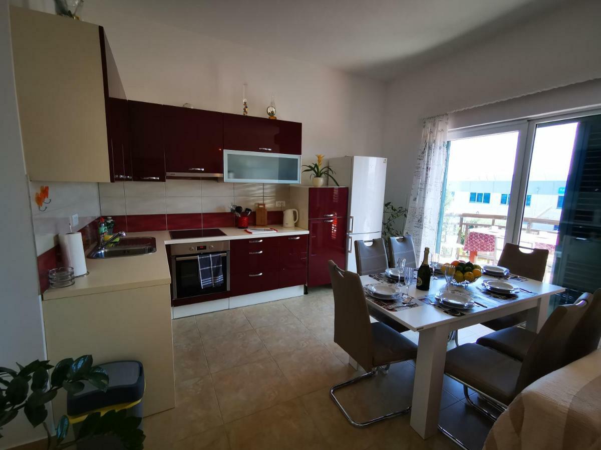 Apartment Cirko Kaštela Екстериор снимка